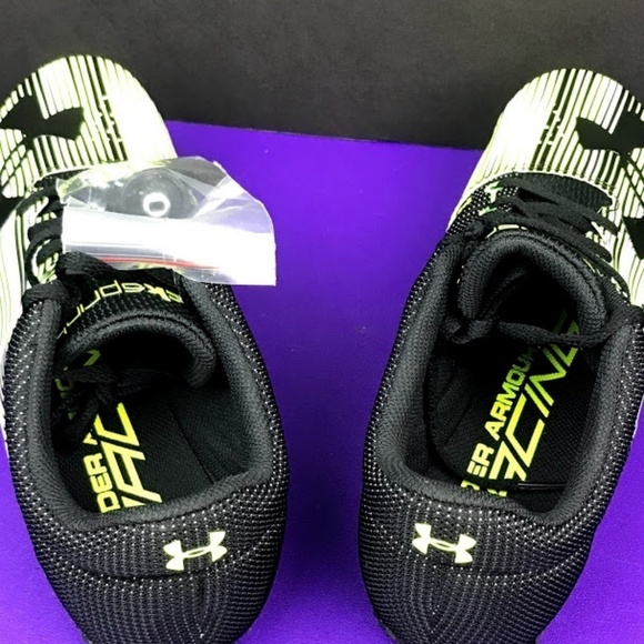New Under Armour Mens Kick Sprint with spike Sz 11 - Picture 7 of 8